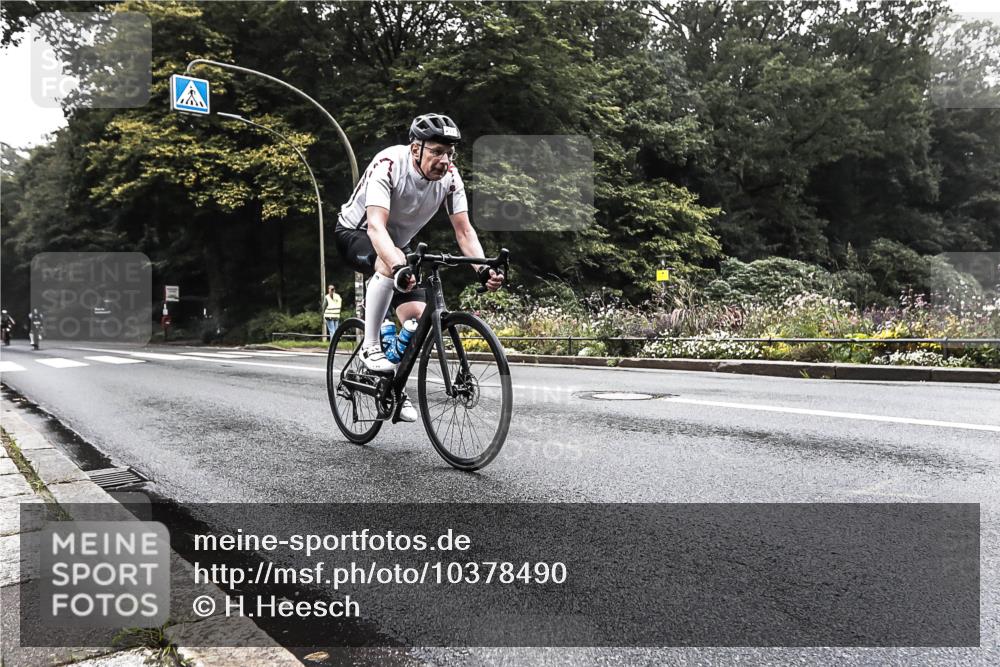 13.09.2026 - Stadtparktriathlon H.Heesch http://msf.ph/oto/10378490 13.09.2026 09:59:09 Radfahren 220, 234, 293, 339 meine-sportfotos.de