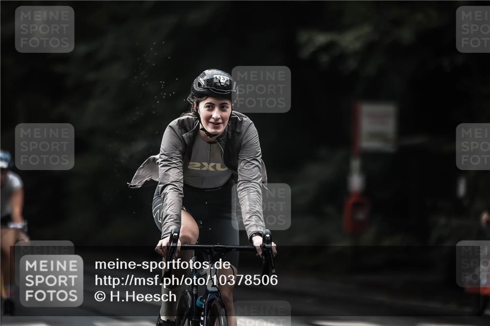 13.09.2026 - Stadtparktriathlon H.Heesch http://msf.ph/oto/10378506 13.09.2026 12:21:24 Radfahren 996, 998, 1101, 1109, 1133, 1154, 1179 meine-sportfotos.de