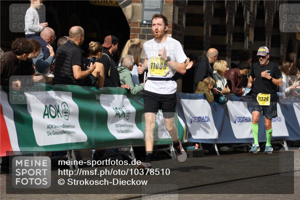 13.09.2026 - 21. swb-Marathon Bremen Strokosch-Dieckow http://msf.ph/oto/10378510 13.09.2026 11:03:54 Ziel 10090, 10091, 10187, 10309, 10327, 10420, 10569, 10902, 10904, 10950, 11211, 11411, 11595, 11598, 11655, 11746, 11773, 12074, 12611, 10390, 10516, 10607, 10659, 10671, 10672, 10720, 10726, 10912, 10913, 11318, 11319, 11470, 11471, 11539, 11618, 11909, 12001, 12103, 12113, 12140, 12260, 12392, 12433 meine-sportfotos.de