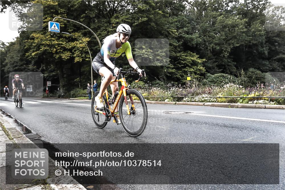 13.09.2026 - Stadtparktriathlon H.Heesch http://msf.ph/oto/10378514 13.09.2026 10:48:27 Radfahren 362, 390, 531, 538 meine-sportfotos.de