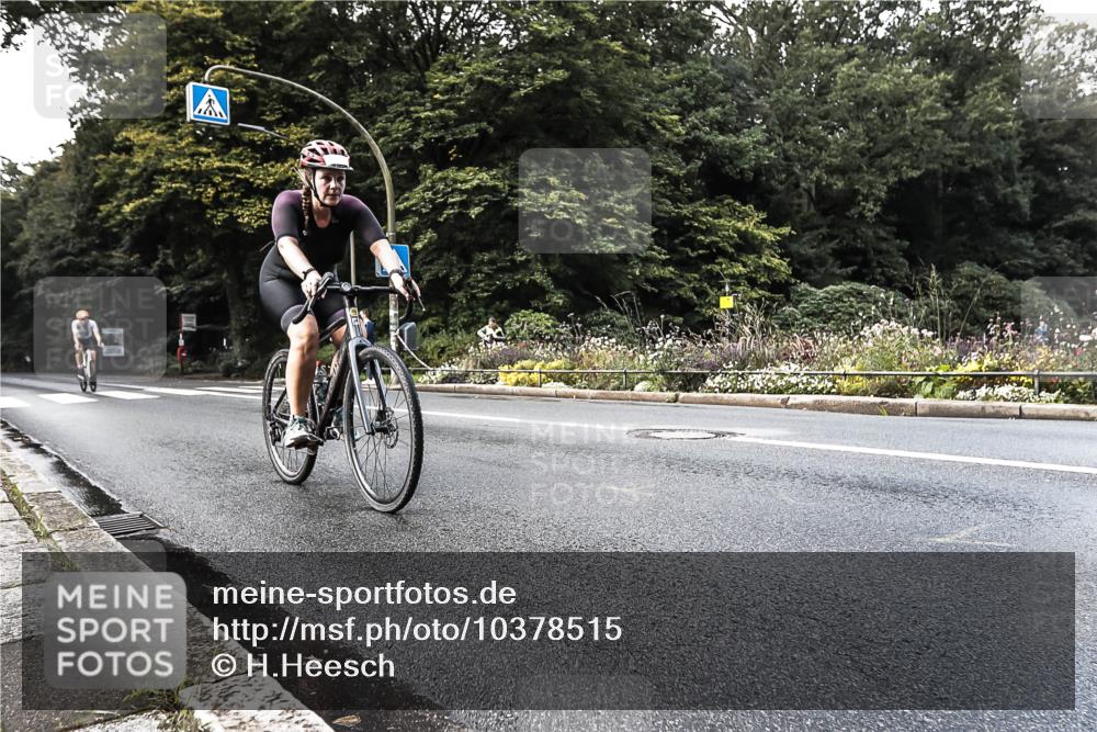 13.09.2026 - Stadtparktriathlon H.Heesch http://msf.ph/oto/10378515 13.09.2026 10:48:28 Radfahren 362, 390, 531 meine-sportfotos.de