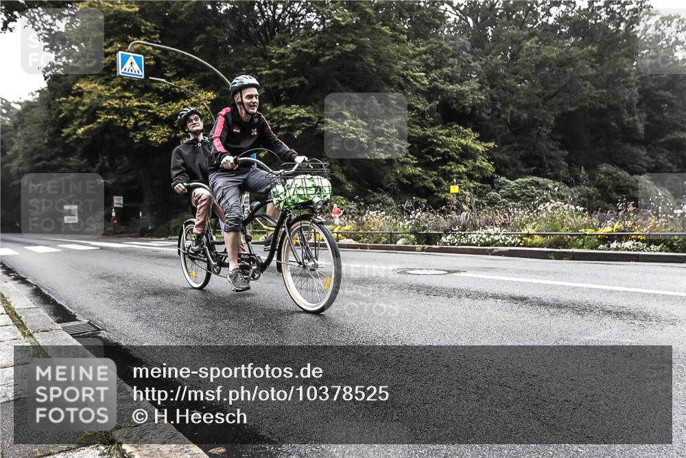 13.09.2026 - Stadtparktriathlon H.Heesch http://msf.ph/oto/10378525 13.09.2026 09:59:28 Radfahren 279, 342 meine-sportfotos.de