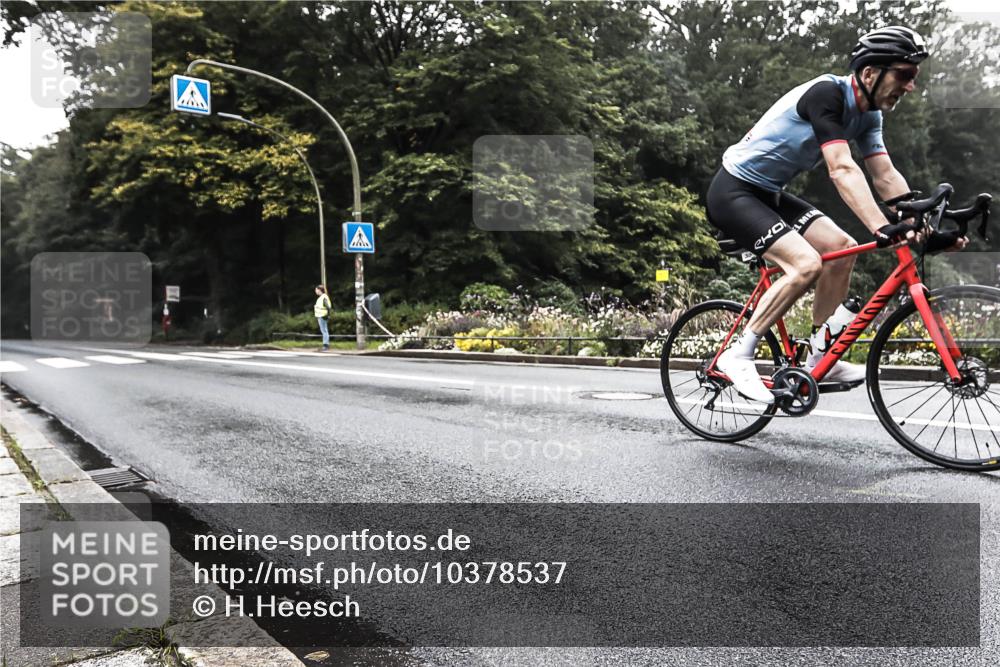 13.09.2026 - Stadtparktriathlon H.Heesch http://msf.ph/oto/10378537 13.09.2026 09:59:47 Radfahren 304 meine-sportfotos.de