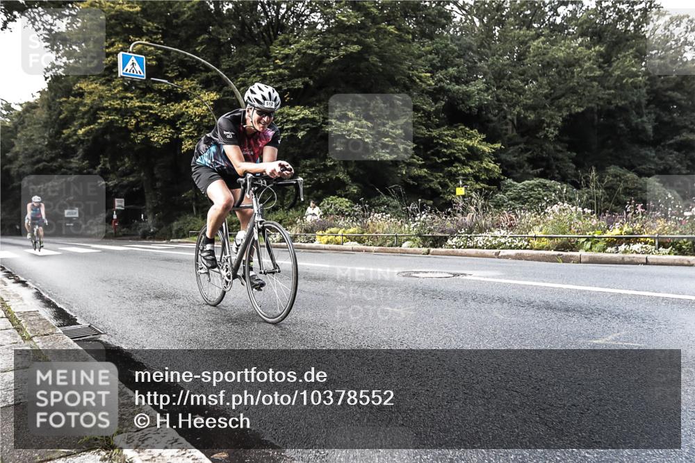 13.09.2026 - Stadtparktriathlon H.Heesch http://msf.ph/oto/10378552 13.09.2026 10:49:01 Radfahren 404, 512, 513, 559 meine-sportfotos.de