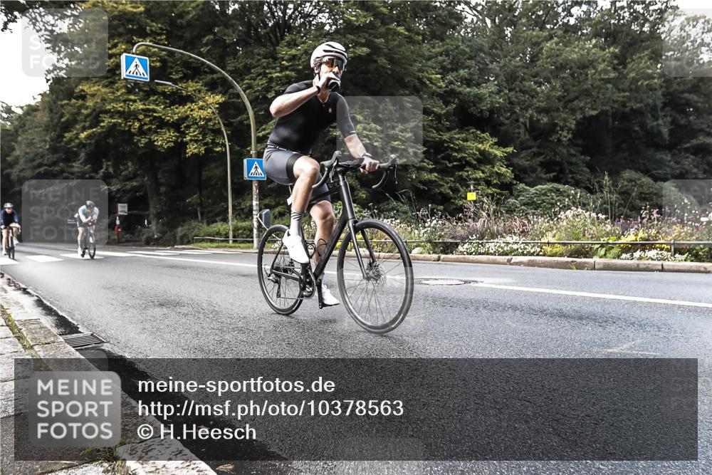 13.09.2026 - Stadtparktriathlon H.Heesch http://msf.ph/oto/10378563 13.09.2026 10:49:04 Radfahren 450, 512, 513, 542, 559 meine-sportfotos.de