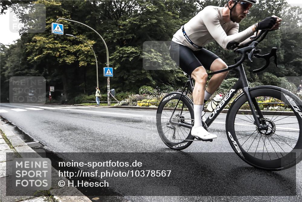 13.09.2026 - Stadtparktriathlon H.Heesch http://msf.ph/oto/10378567 13.09.2026 10:00:22 Radfahren 328 meine-sportfotos.de