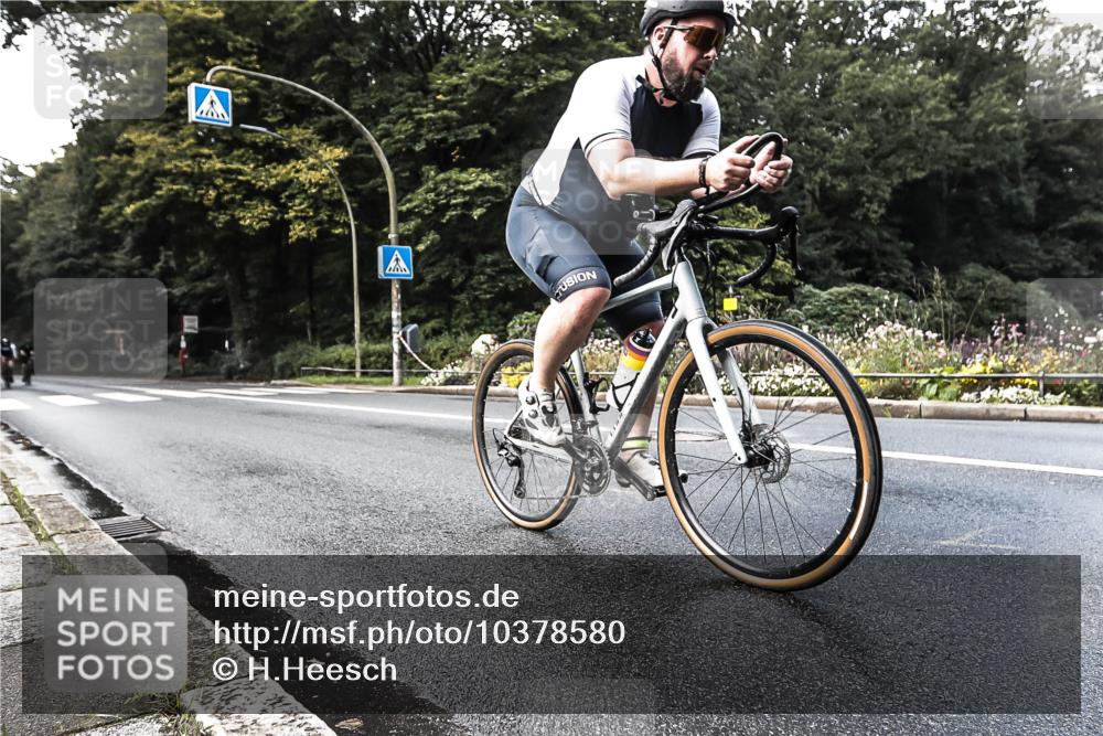 13.09.2026 - Stadtparktriathlon H.Heesch http://msf.ph/oto/10378580 13.09.2026 10:49:13 Radfahren 541 meine-sportfotos.de