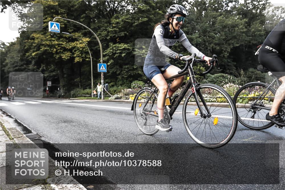 13.09.2026 - Stadtparktriathlon H.Heesch http://msf.ph/oto/10378588 13.09.2026 10:49:17 Radfahren 348, 368, 386, 395, 476 meine-sportfotos.de