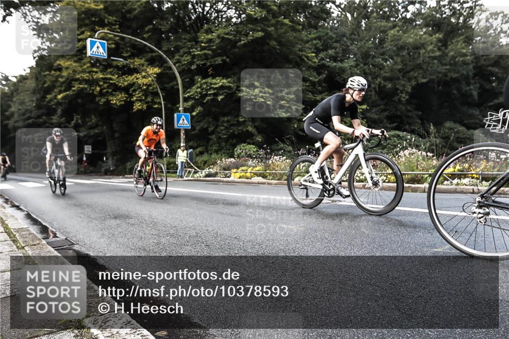 13.09.2026 - Stadtparktriathlon H.Heesch http://msf.ph/oto/10378593 13.09.2026 10:49:20 Radfahren 348, 363, 368, 386, 395, 422, 476 meine-sportfotos.de