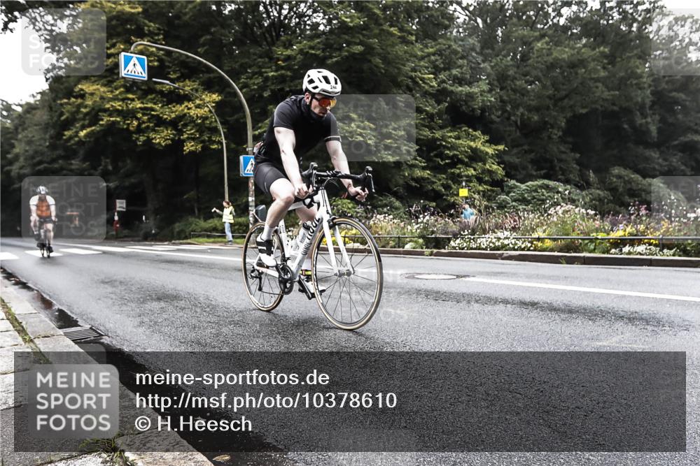 13.09.2026 - Stadtparktriathlon H.Heesch http://msf.ph/oto/10378610 13.09.2026 10:01:10 Radfahren 224, 228, 232, 236, 244 meine-sportfotos.de