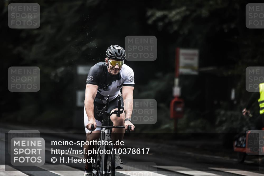 13.09.2026 - Stadtparktriathlon H.Heesch http://msf.ph/oto/10378617 13.09.2026 12:21:33 Radfahren 975, 996, 1066, 1109, 1179 meine-sportfotos.de