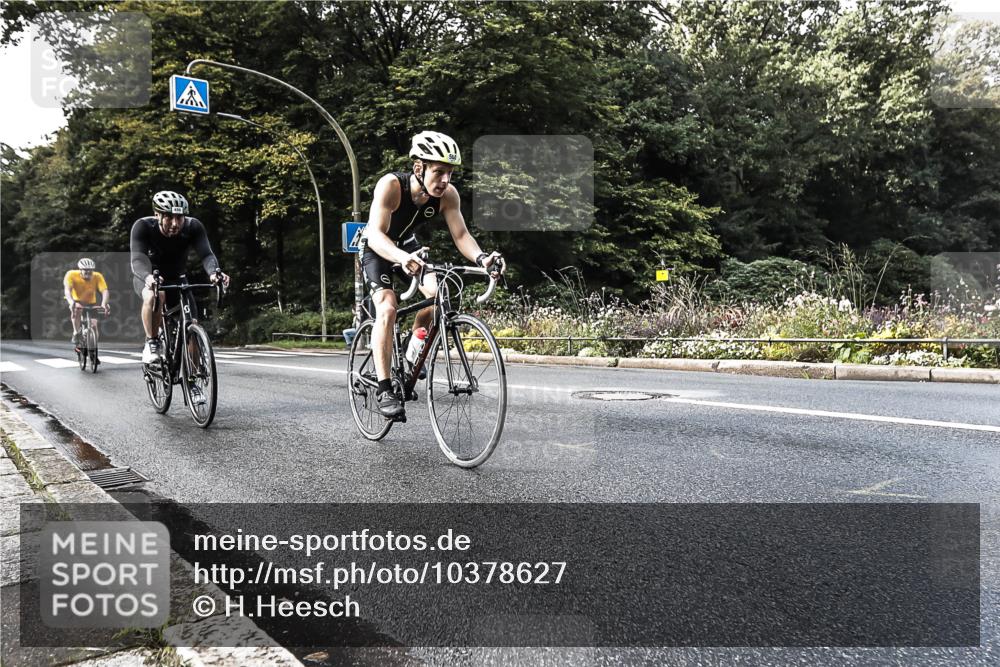 13.09.2026 - Stadtparktriathlon H.Heesch http://msf.ph/oto/10378627 13.09.2026 10:49:33 Radfahren 496, 503, 560 meine-sportfotos.de