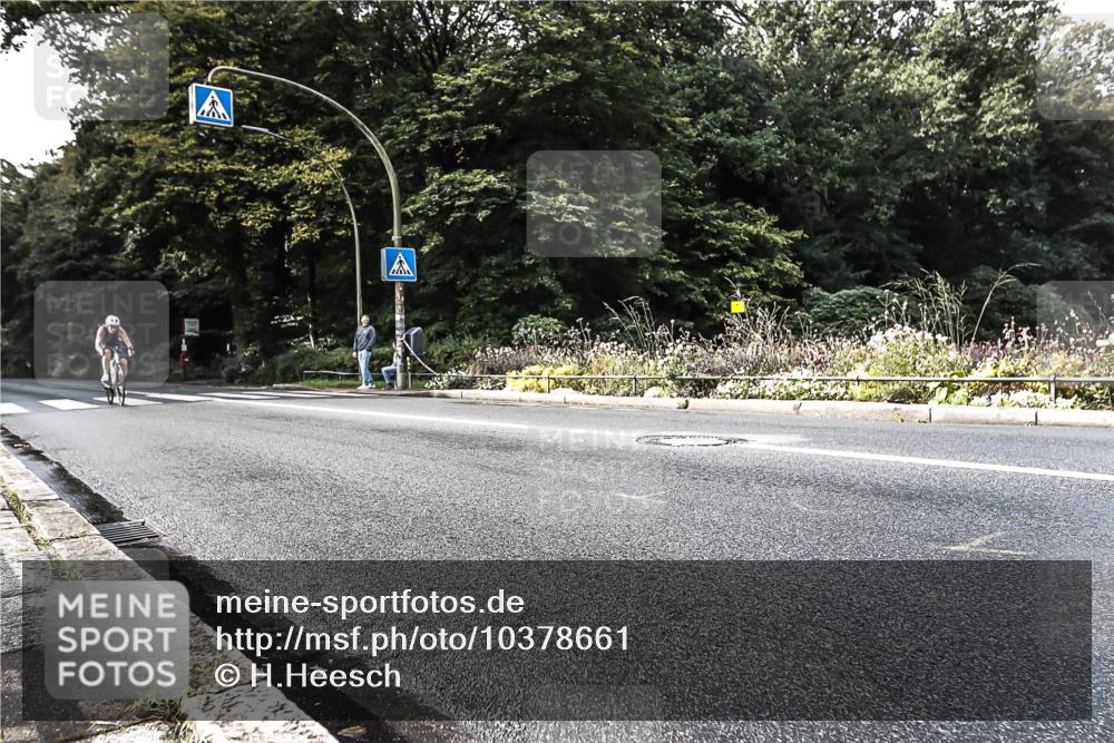 13.09.2026 - Stadtparktriathlon H.Heesch http://msf.ph/oto/10378661 13.09.2026 10:49:36 Radfahren 409, 496, 503, 560 meine-sportfotos.de