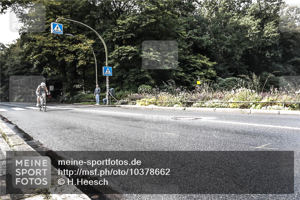 13.09.2026 - Stadtparktriathlon H.Heesch http://msf.ph/oto/10378662 13.09.2026 10:49:36 Radfahren 409, 496, 503, 560 meine-sportfotos.de