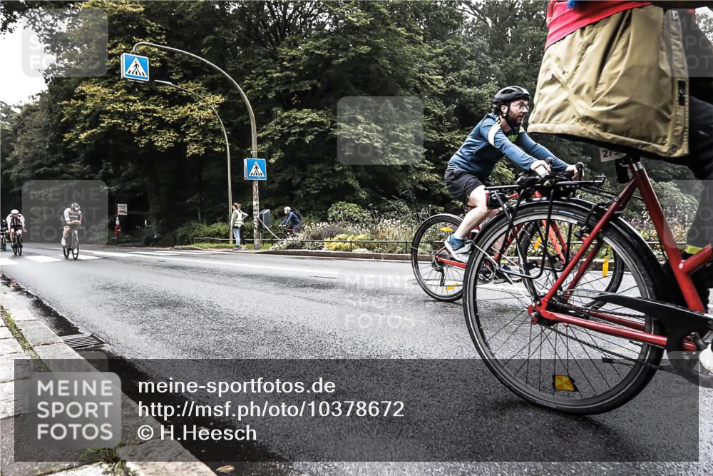 13.09.2026 - Stadtparktriathlon H.Heesch http://msf.ph/oto/10378672 13.09.2026 10:01:56 Radfahren 218, 251, 275, 308, 317, 323 meine-sportfotos.de