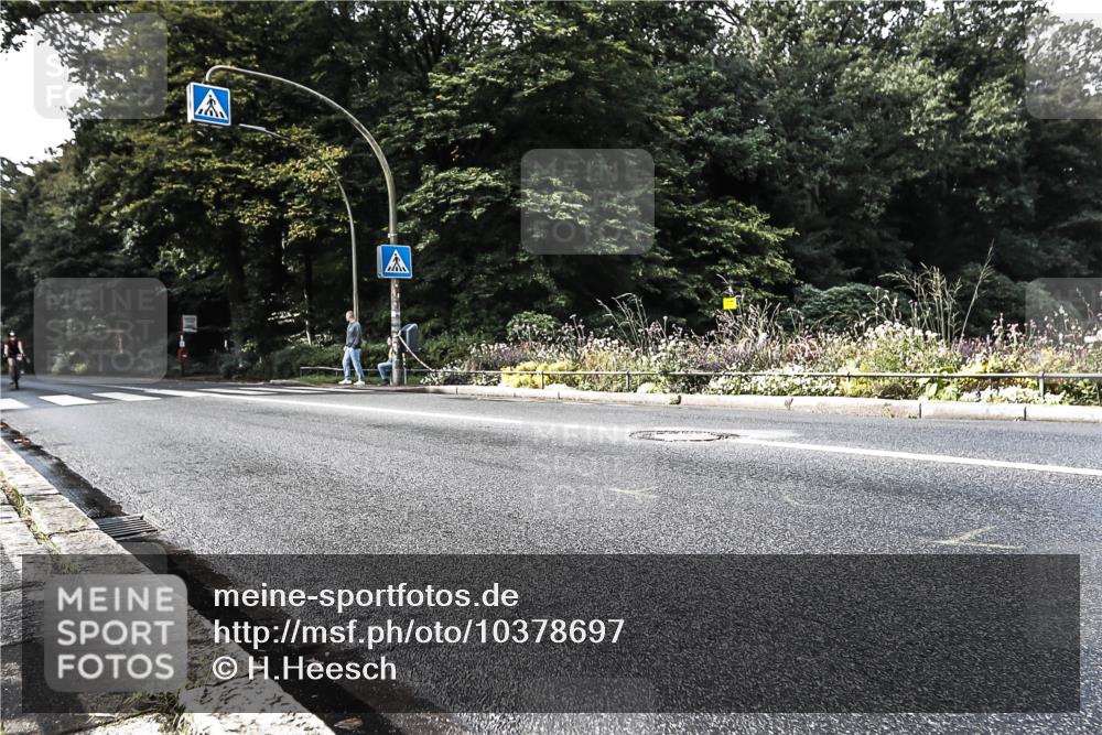 13.09.2026 - Stadtparktriathlon H.Heesch http://msf.ph/oto/10378697 13.09.2026 10:49:39 Radfahren 409 meine-sportfotos.de