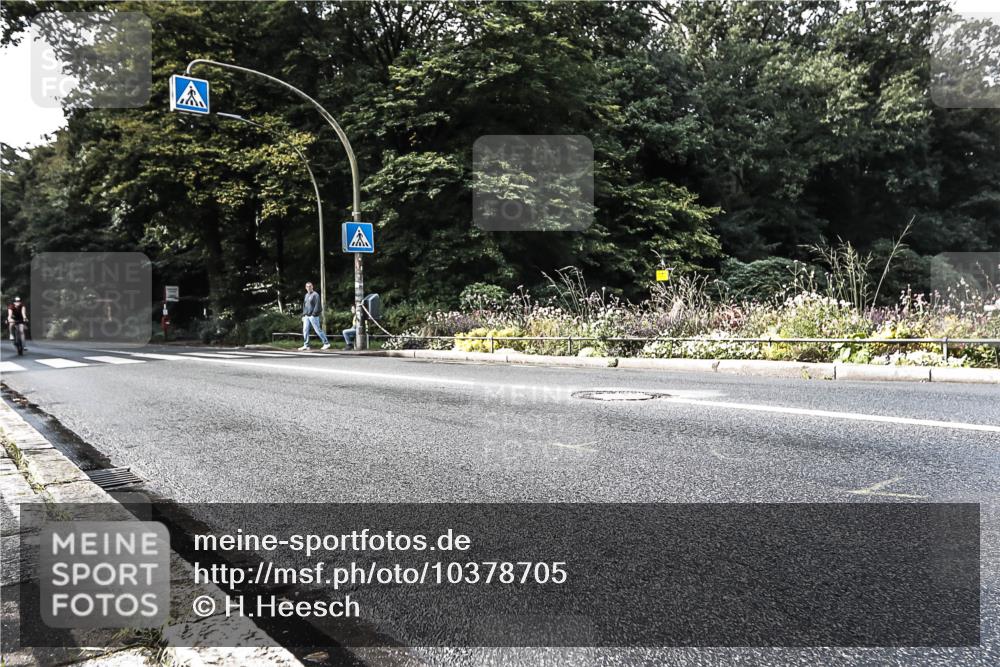 13.09.2026 - Stadtparktriathlon H.Heesch http://msf.ph/oto/10378705 13.09.2026 10:49:39 Radfahren 409 meine-sportfotos.de