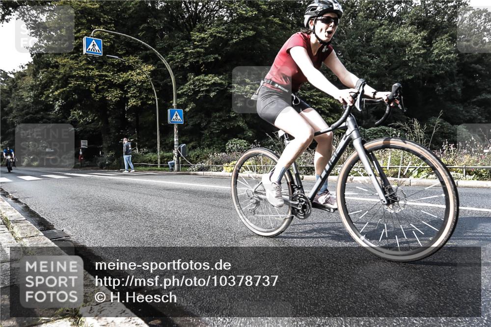 13.09.2026 - Stadtparktriathlon H.Heesch http://msf.ph/oto/10378737 13.09.2026 10:49:42 Radfahren 461 meine-sportfotos.de