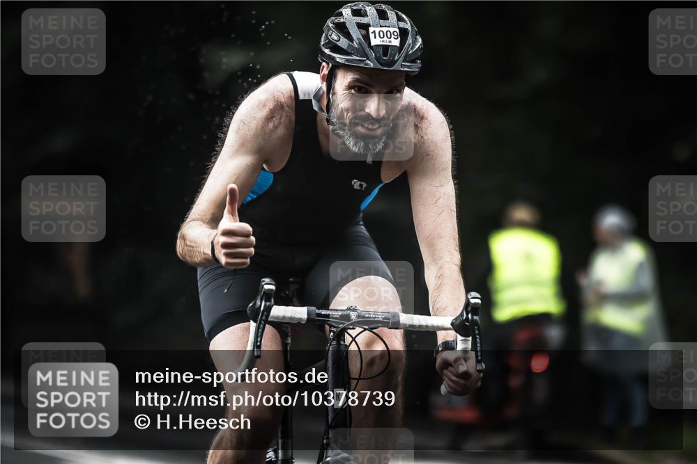 13.09.2026 - Stadtparktriathlon H.Heesch http://msf.ph/oto/10378739 13.09.2026 12:21:46 Radfahren 1009, 1070, 1136 meine-sportfotos.de