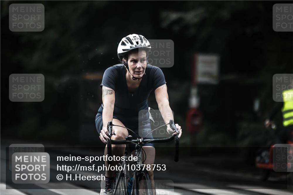 13.09.2026 - Stadtparktriathlon H.Heesch http://msf.ph/oto/10378753 13.09.2026 12:21:51 Radfahren 1009, 1070 meine-sportfotos.de