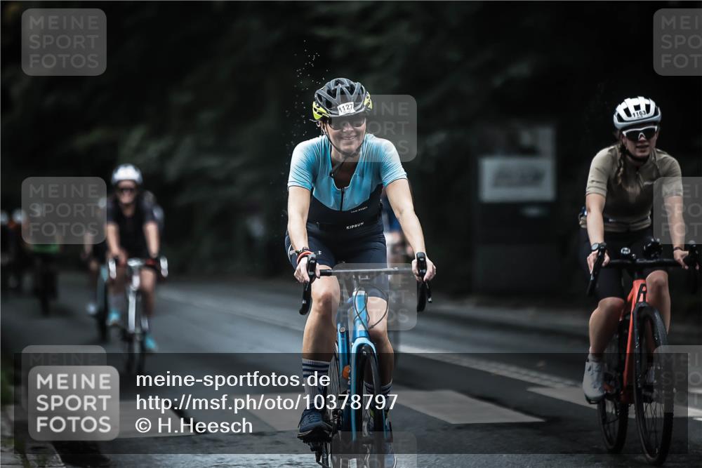 13.09.2026 - Stadtparktriathlon H.Heesch http://msf.ph/oto/10378797 13.09.2026 12:21:59 Radfahren 957, 1035, 1055, 1069, 1116, 1127, 1156, 1163 meine-sportfotos.de