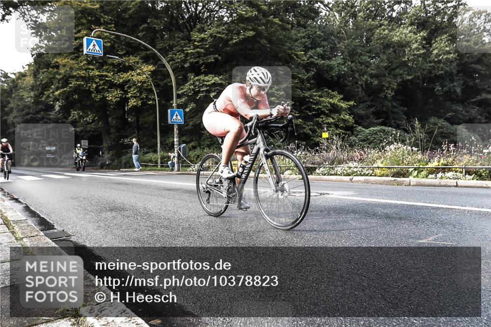 13.09.2026 - Stadtparktriathlon H.Heesch http://msf.ph/oto/10378823 13.09.2026 10:49:56 Radfahren 407, 423, 447, 548 meine-sportfotos.de