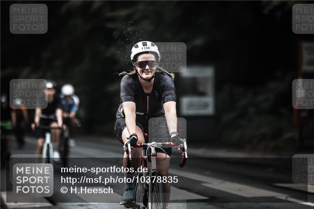 13.09.2026 - Stadtparktriathlon H.Heesch http://msf.ph/oto/10378835 13.09.2026 12:22:01 Radfahren 956, 957, 1035, 1055, 1069, 1116, 1127, 1156, 1163 meine-sportfotos.de
