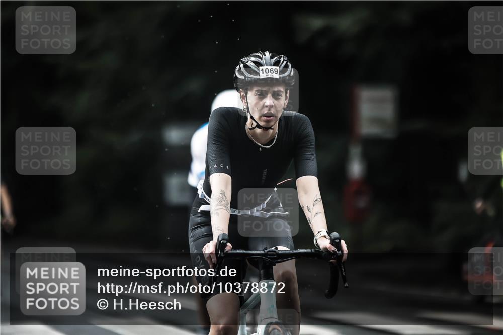 13.09.2026 - Stadtparktriathlon H.Heesch http://msf.ph/oto/10378872 13.09.2026 12:22:04 Radfahren 956, 957, 1035, 1055, 1069, 1100, 1116, 1127, 1156, 1163 meine-sportfotos.de