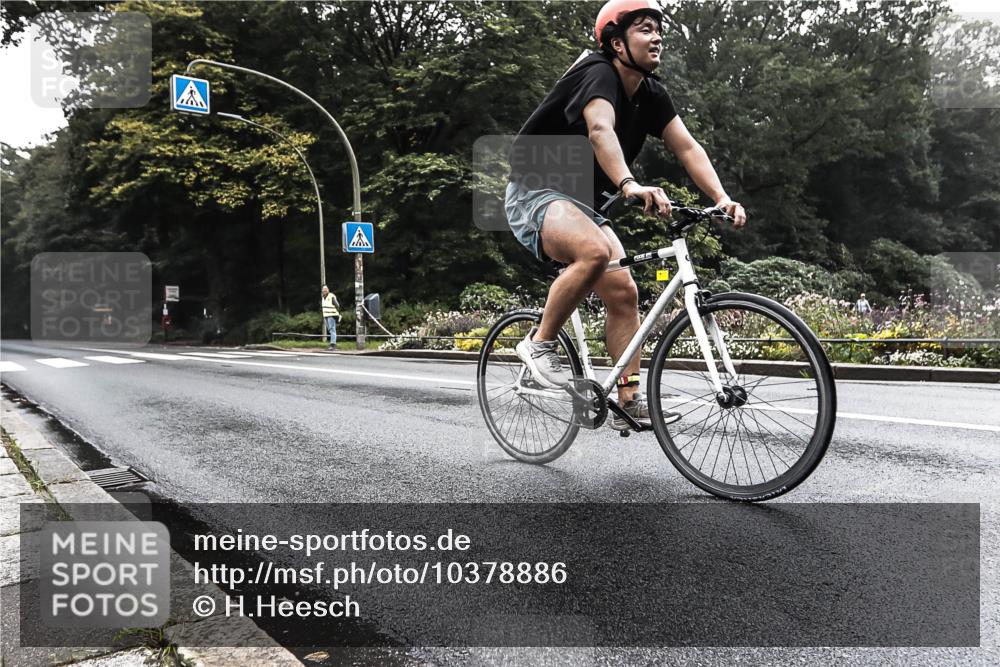 13.09.2026 - Stadtparktriathlon H.Heesch http://msf.ph/oto/10378886 13.09.2026 10:03:31 Radfahren 237 meine-sportfotos.de