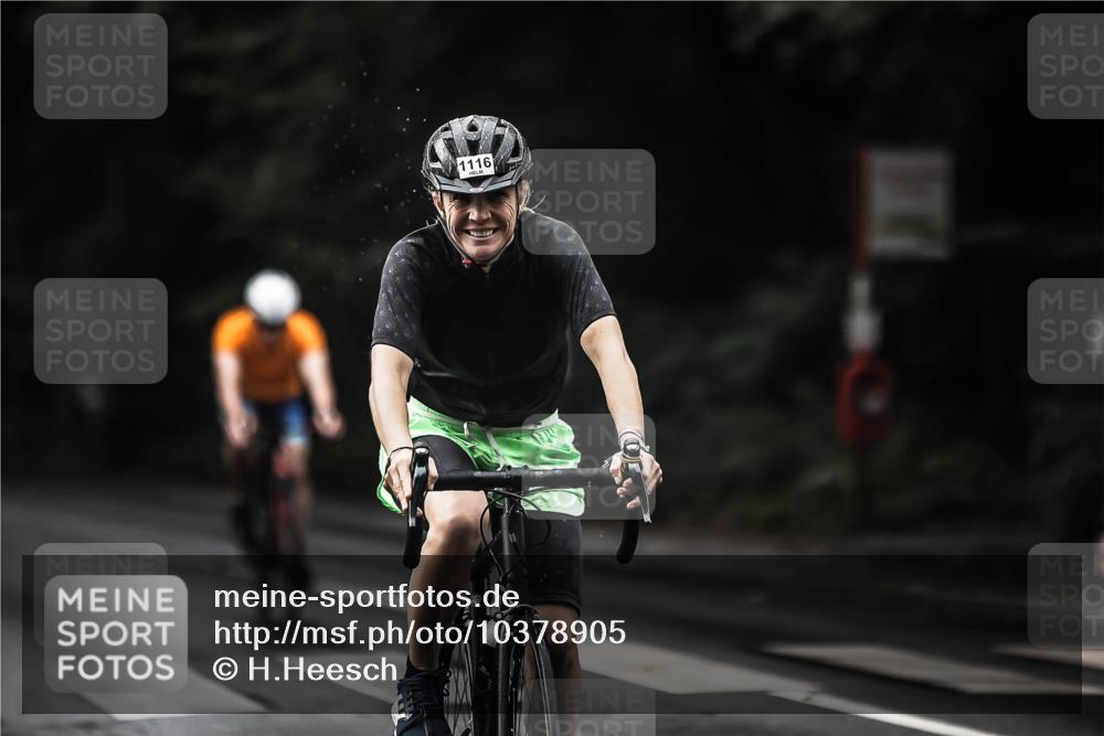 13.09.2026 - Stadtparktriathlon H.Heesch http://msf.ph/oto/10378905 13.09.2026 12:22:05 Radfahren 956, 1006, 1035, 1055, 1069, 1100, 1116, 1127, 1156, 1163 meine-sportfotos.de