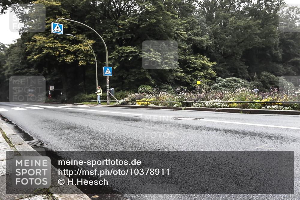 13.09.2026 - Stadtparktriathlon H.Heesch http://msf.ph/oto/10378911 13.09.2026 10:03:59 Radfahren 212 meine-sportfotos.de