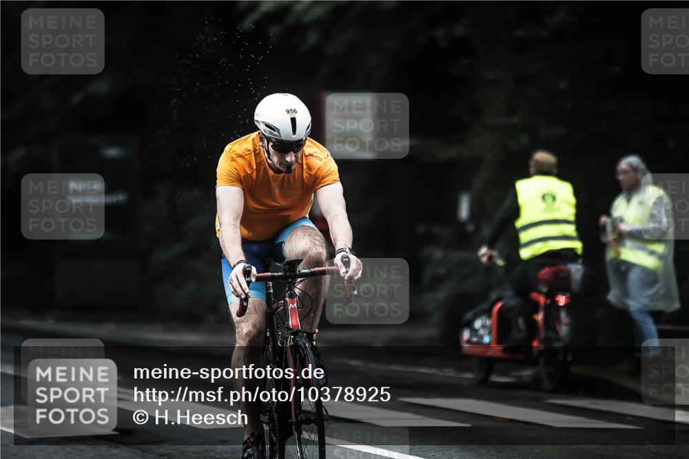 13.09.2026 - Stadtparktriathlon H.Heesch http://msf.ph/oto/10378925 13.09.2026 12:22:07 Radfahren 854, 956, 1006, 1035, 1050, 1055, 1069, 1100, 1116, 1156 meine-sportfotos.de