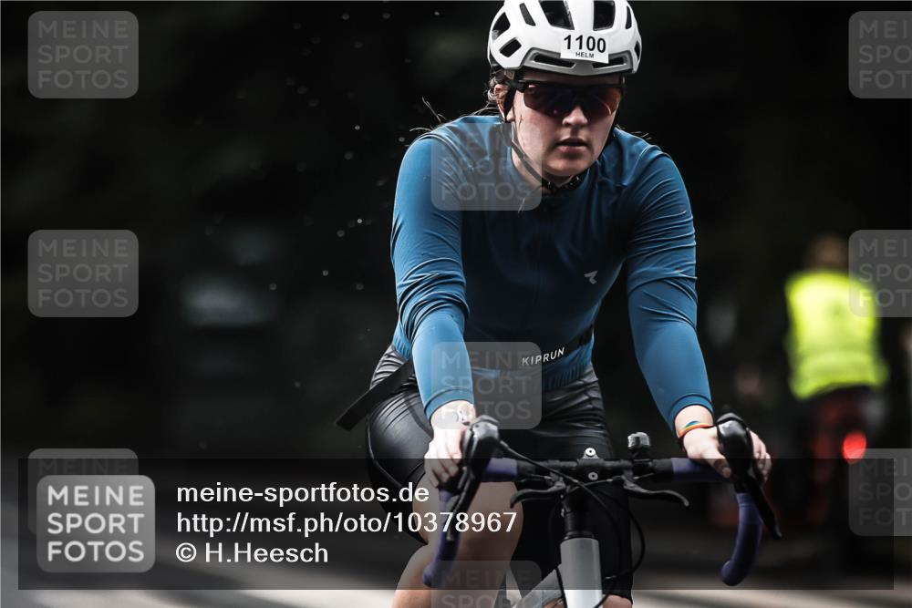 13.09.2026 - Stadtparktriathlon H.Heesch http://msf.ph/oto/10378967 13.09.2026 12:22:09 Radfahren 854, 956, 1006, 1050, 1055, 1069, 1100, 1116 meine-sportfotos.de
