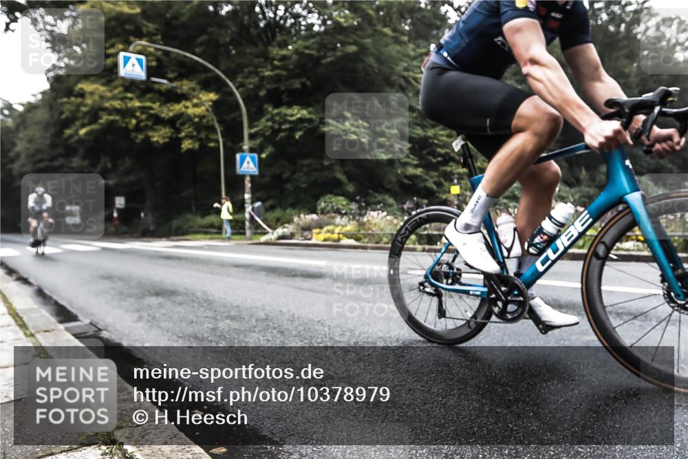 13.09.2026 - Stadtparktriathlon H.Heesch http://msf.ph/oto/10378979 13.09.2026 10:05:05 Radfahren 258, 311, 312 meine-sportfotos.de