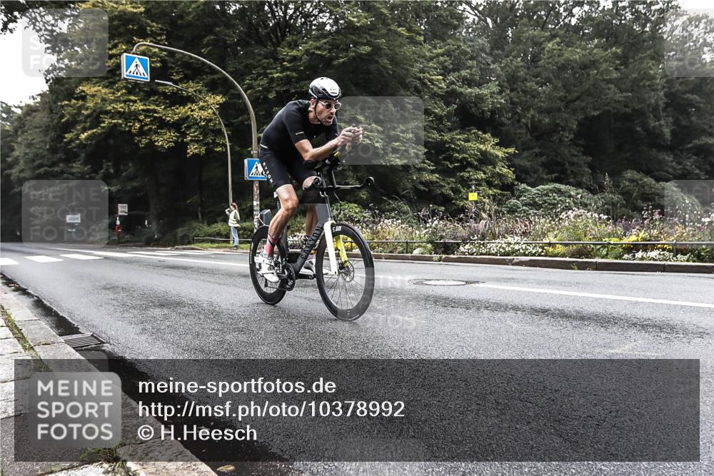 13.09.2026 - Stadtparktriathlon H.Heesch http://msf.ph/oto/10378992 13.09.2026 10:05:08 Radfahren 258, 312 meine-sportfotos.de