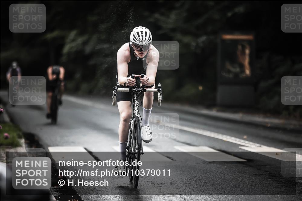 13.09.2026 - Stadtparktriathlon H.Heesch http://msf.ph/oto/10379011 13.09.2026 12:22:16 Radfahren 854, 960, 1006, 1050, 1057, 1121, 1160 meine-sportfotos.de