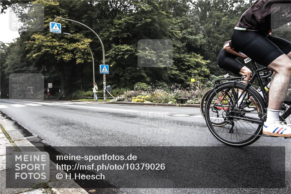 13.09.2026 - Stadtparktriathlon H.Heesch http://msf.ph/oto/10379026 13.09.2026 10:05:19 Radfahren 213, 262, 264, 281 meine-sportfotos.de