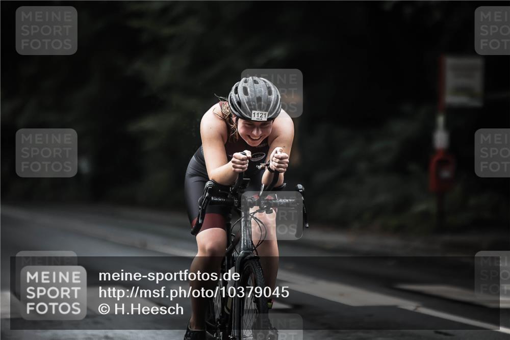 13.09.2026 - Stadtparktriathlon H.Heesch http://msf.ph/oto/10379045 13.09.2026 12:22:19 Radfahren 960, 971, 1057, 1121, 1160 meine-sportfotos.de