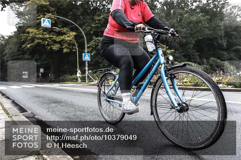 13.09.2026 - Stadtparktriathlon H.Heesch http://msf.ph/oto/10379049 13.09.2026 10:05:32 Radfahren 238, 278, 310 meine-sportfotos.de