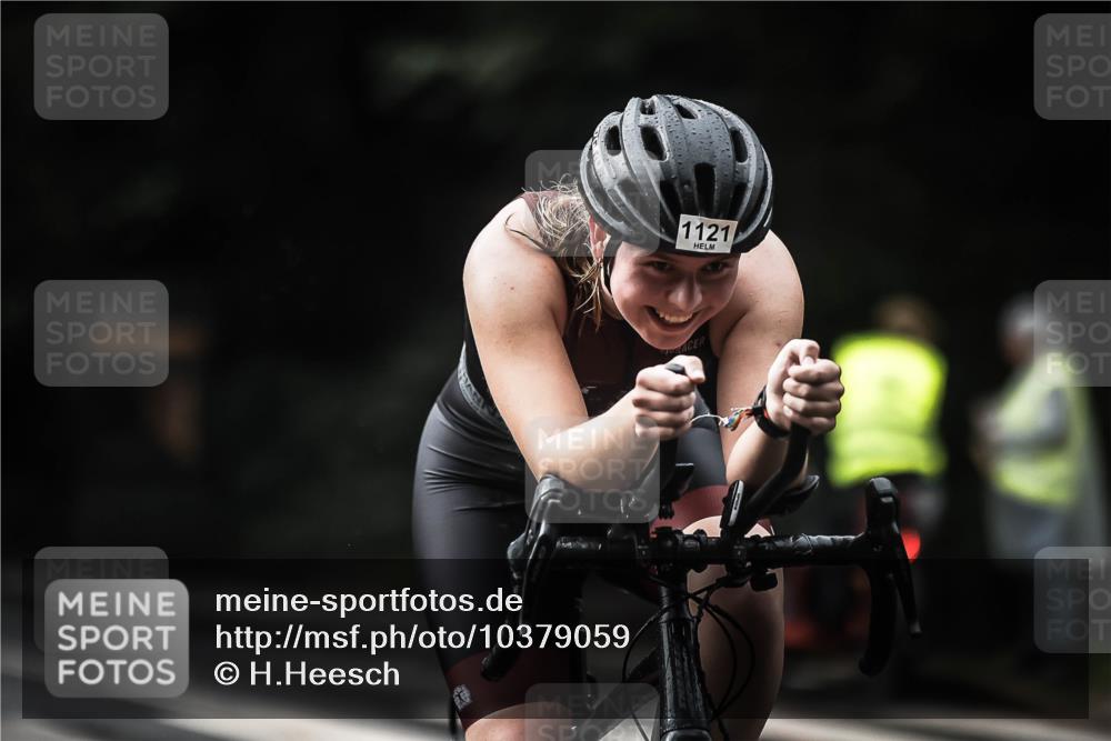 13.09.2026 - Stadtparktriathlon H.Heesch http://msf.ph/oto/10379059 13.09.2026 12:22:19 Radfahren 960, 971, 1057, 1121, 1160 meine-sportfotos.de