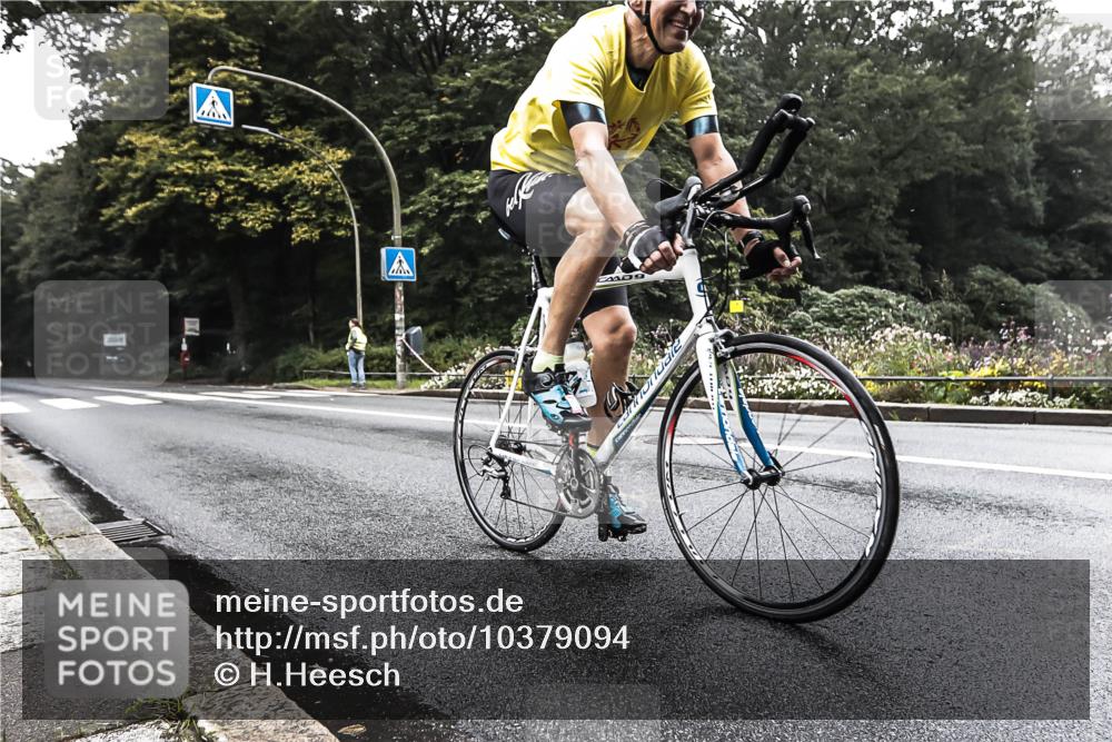 13.09.2026 - Stadtparktriathlon H.Heesch http://msf.ph/oto/10379094 13.09.2026 10:06:25 Radfahren 299 meine-sportfotos.de