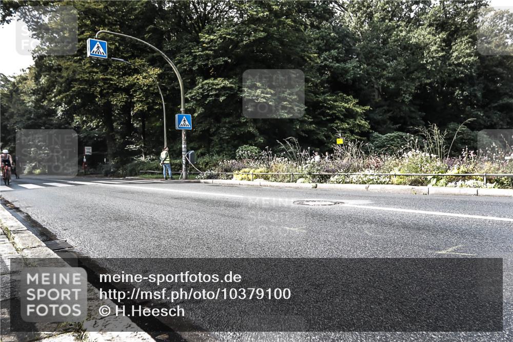 13.09.2026 - Stadtparktriathlon H.Heesch http://msf.ph/oto/10379100 13.09.2026 10:51:02 Radfahren 431, 444, 488 meine-sportfotos.de