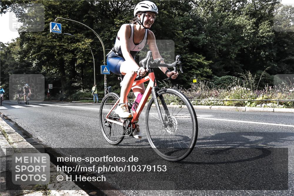 13.09.2026 - Stadtparktriathlon H.Heesch http://msf.ph/oto/10379153 13.09.2026 10:51:04 Radfahren 444, 481, 488, 562 meine-sportfotos.de