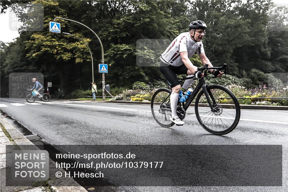 13.09.2026 - Stadtparktriathlon H.Heesch http://msf.ph/oto/10379177 13.09.2026 10:07:19 Radfahren 293 meine-sportfotos.de
