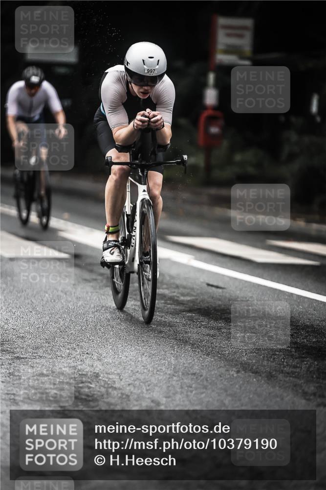 13.09.2026 - Stadtparktriathlon H.Heesch http://msf.ph/oto/10379190 13.09.2026 12:22:34 Radfahren 966, 983, 997, 1068, 1140, 1143 meine-sportfotos.de