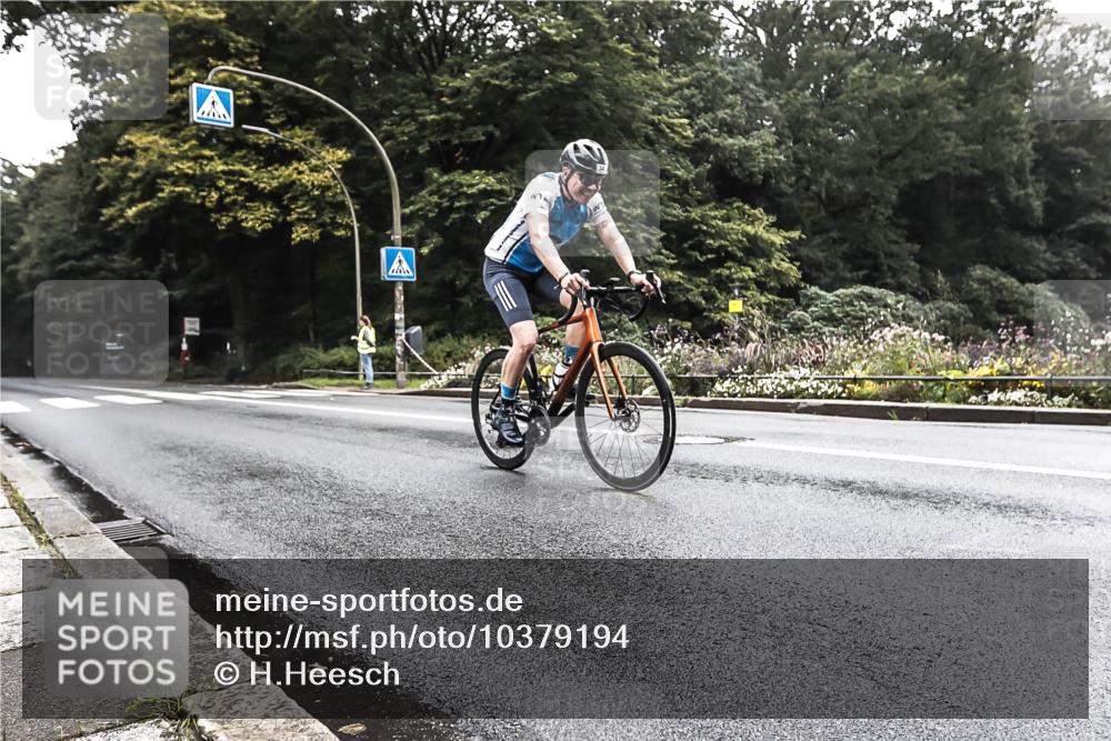 13.09.2026 - Stadtparktriathlon H.Heesch http://msf.ph/oto/10379194 13.09.2026 10:07:47 Radfahren 269, 341 meine-sportfotos.de