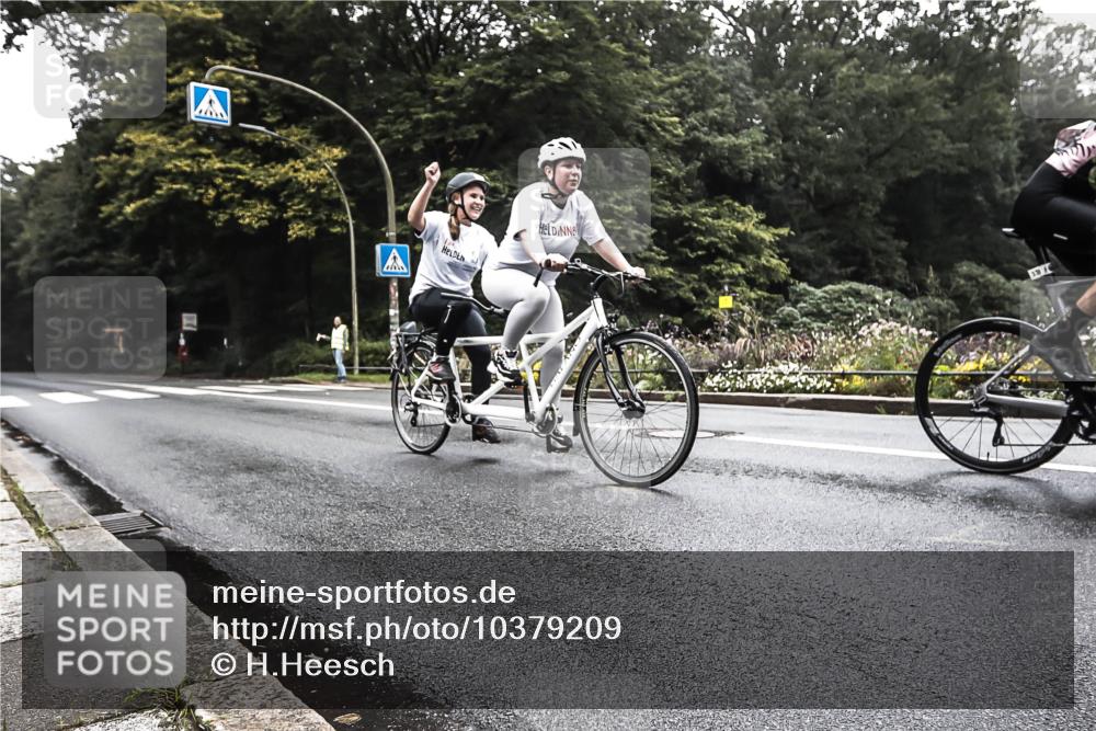 13.09.2026 - Stadtparktriathlon H.Heesch http://msf.ph/oto/10379209 13.09.2026 10:08:08 Radfahren 248, 338 meine-sportfotos.de