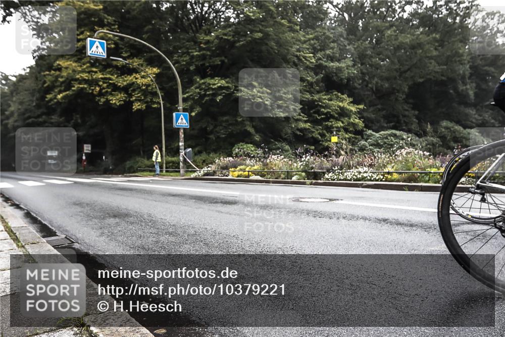 13.09.2026 - Stadtparktriathlon H.Heesch http://msf.ph/oto/10379221 13.09.2026 10:08:15 Radfahren 232, 287, 292 meine-sportfotos.de