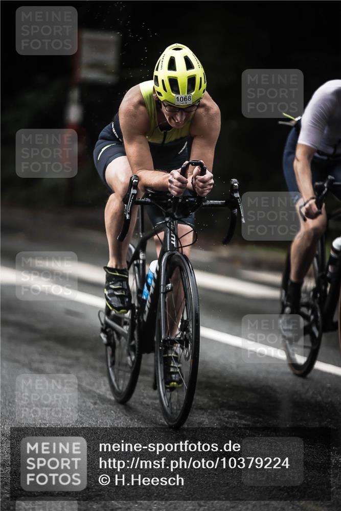 13.09.2026 - Stadtparktriathlon H.Heesch http://msf.ph/oto/10379224 13.09.2026 12:22:35 Radfahren 966, 983, 997, 1068, 1140 meine-sportfotos.de