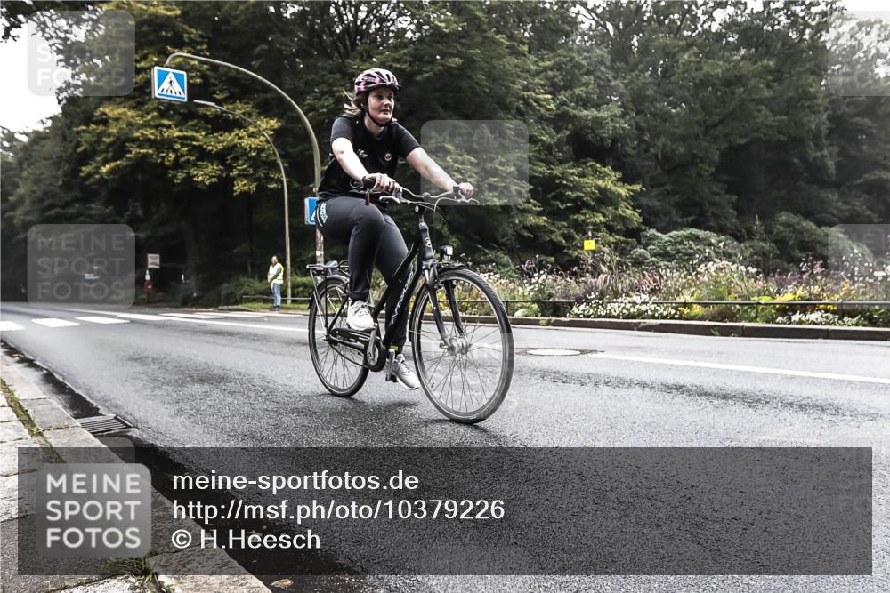 13.09.2026 - Stadtparktriathlon H.Heesch http://msf.ph/oto/10379226 13.09.2026 10:08:25 Radfahren 307 meine-sportfotos.de